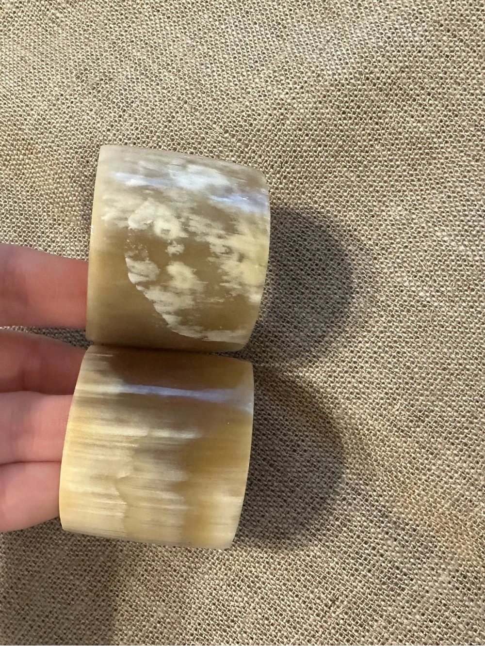 Williams Sonoma Horn Napkin Rings in Cream and Brown - Set of 6